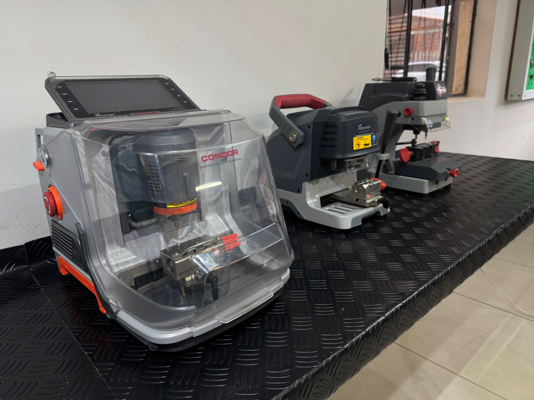 Máquina Condor de corte automático de llaves